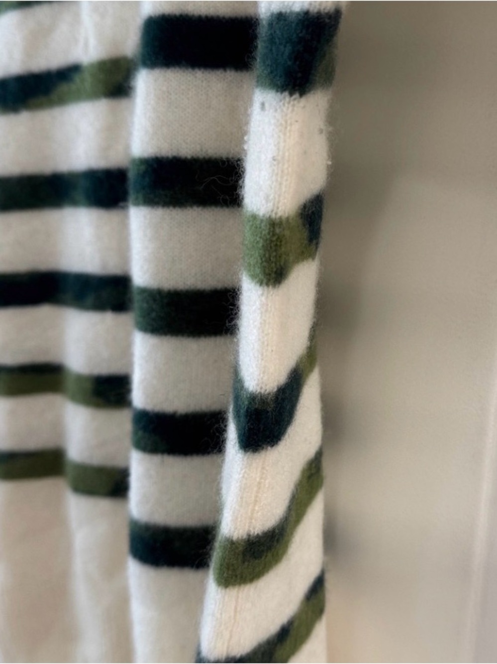 Vineyard Vines Cashmere Cream Sweater with Green Camo Stripes - Picture 12 of 16